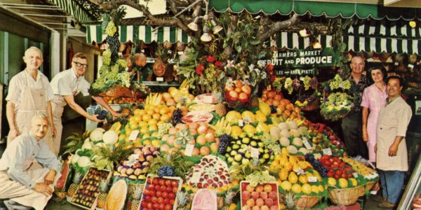 Farmers_Market_Fruit_and_Produce_Stall_144_Los_Angeles_California_P70436 Farmers_Market_Fruit_and_Produce_Stall_144_Los_Angeles_California_P70436